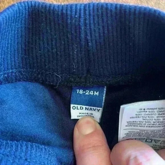 Navy  puffer pants - Picture 2 of 3